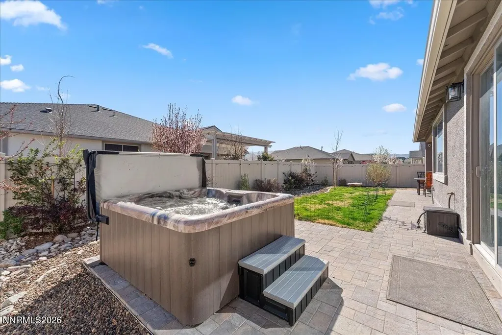 11174 Freedom Range Reno NV 89521