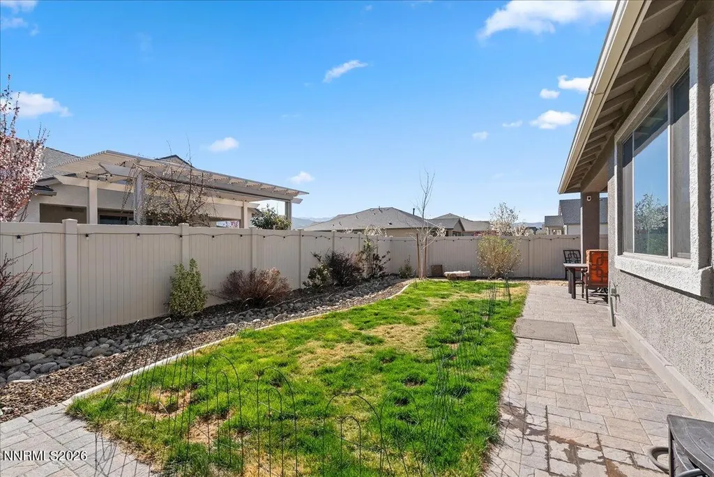 11174 Freedom Range Reno NV 89521
