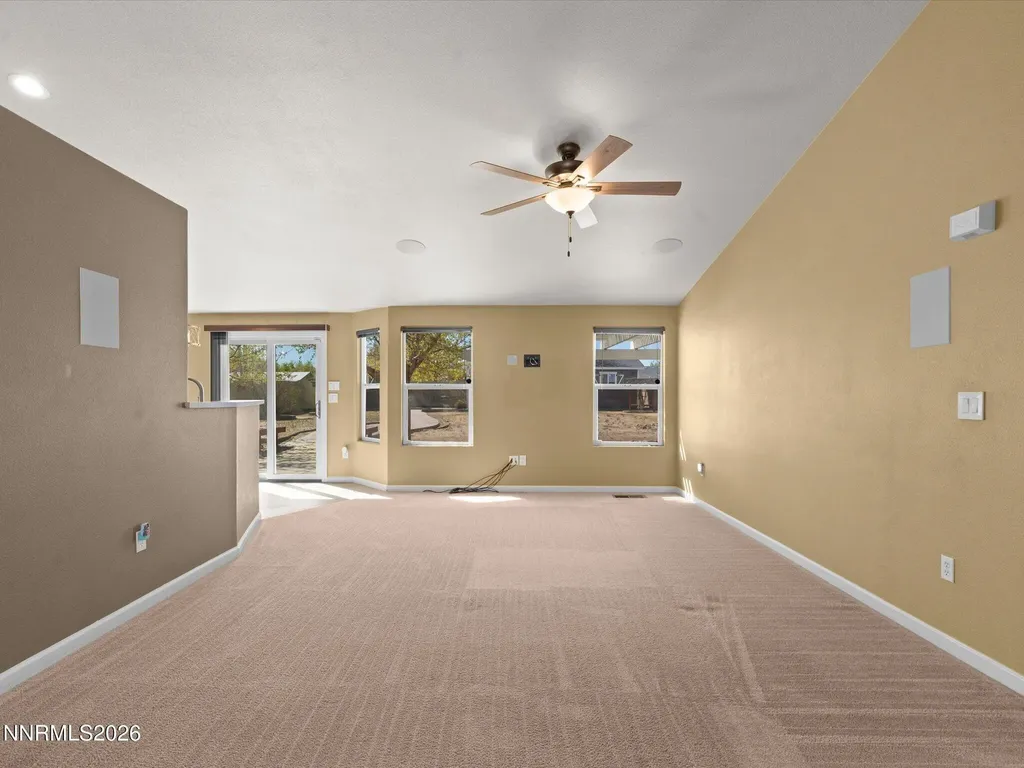 111 Shadow Mountain Fernley NV 89408