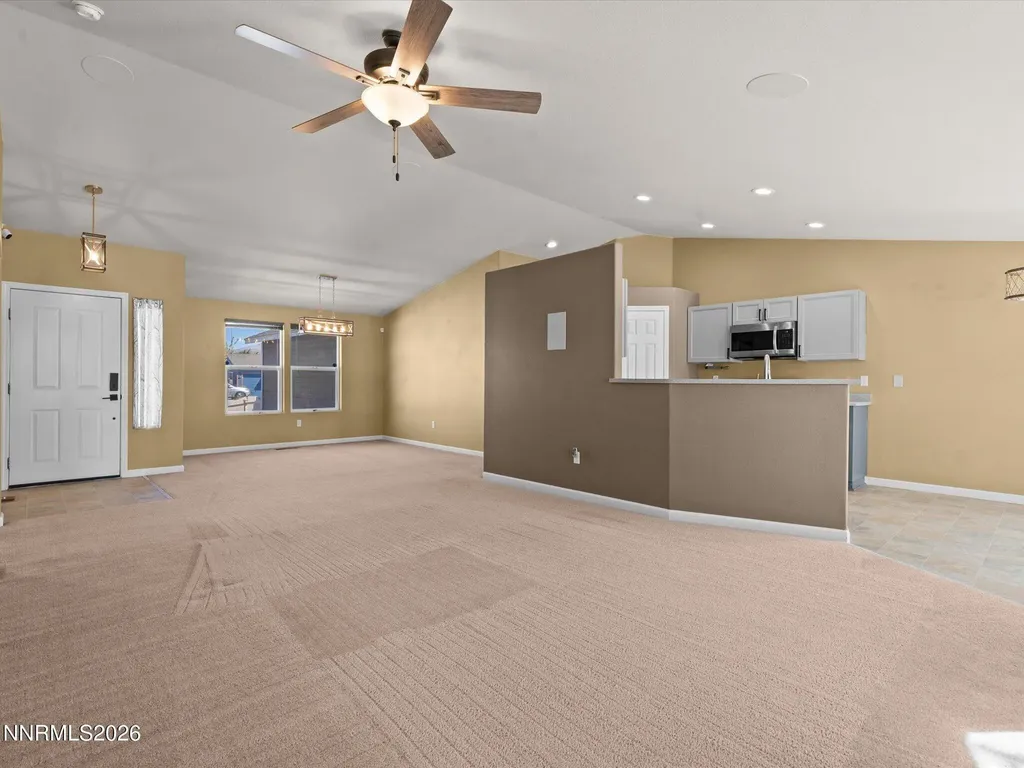 111 Shadow Mountain Fernley NV 89408