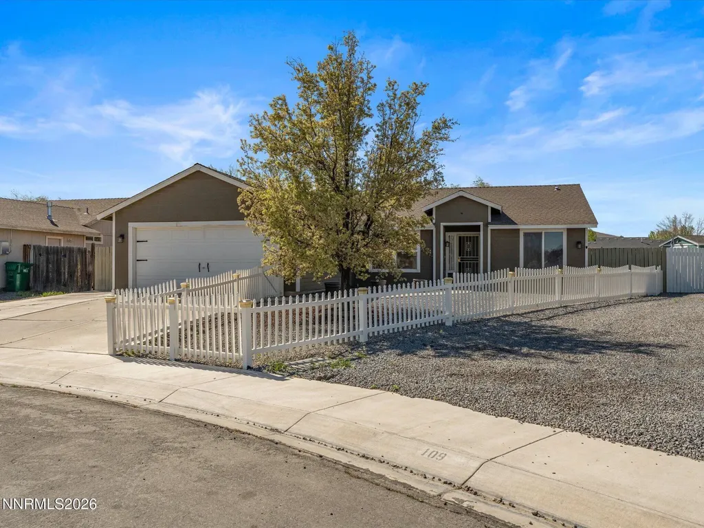 111 Shadow Mountain Fernley NV 89408