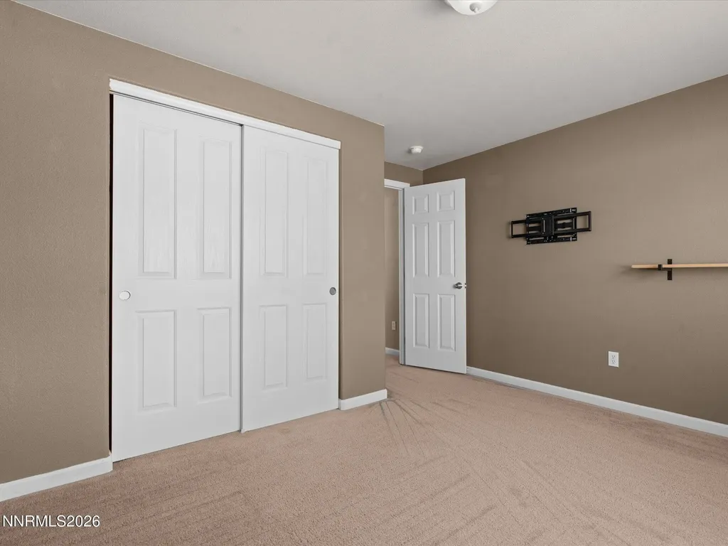 111 Shadow Mountain Fernley NV 89408