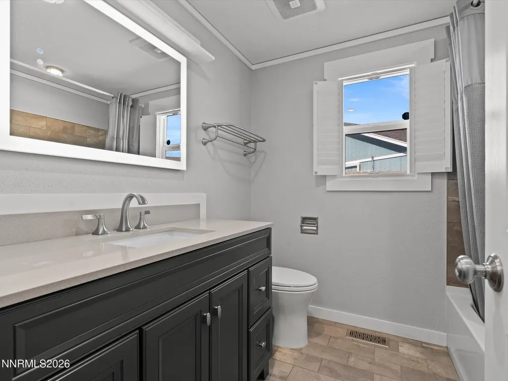 111 Shadow Mountain Fernley NV 89408