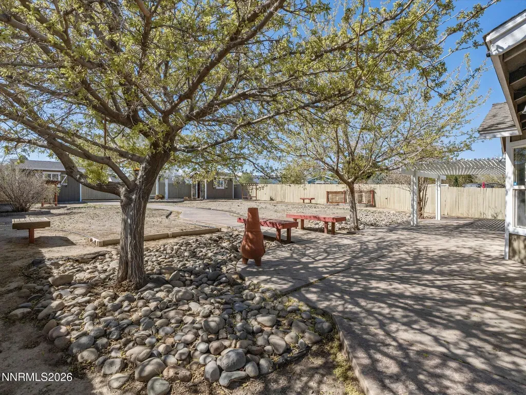 111 Shadow Mountain Fernley NV 89408