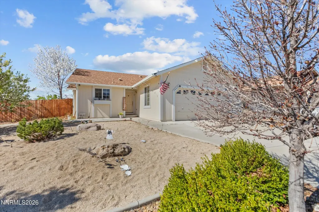 1665 Talking Sparrow Spanish Springs NV 89441