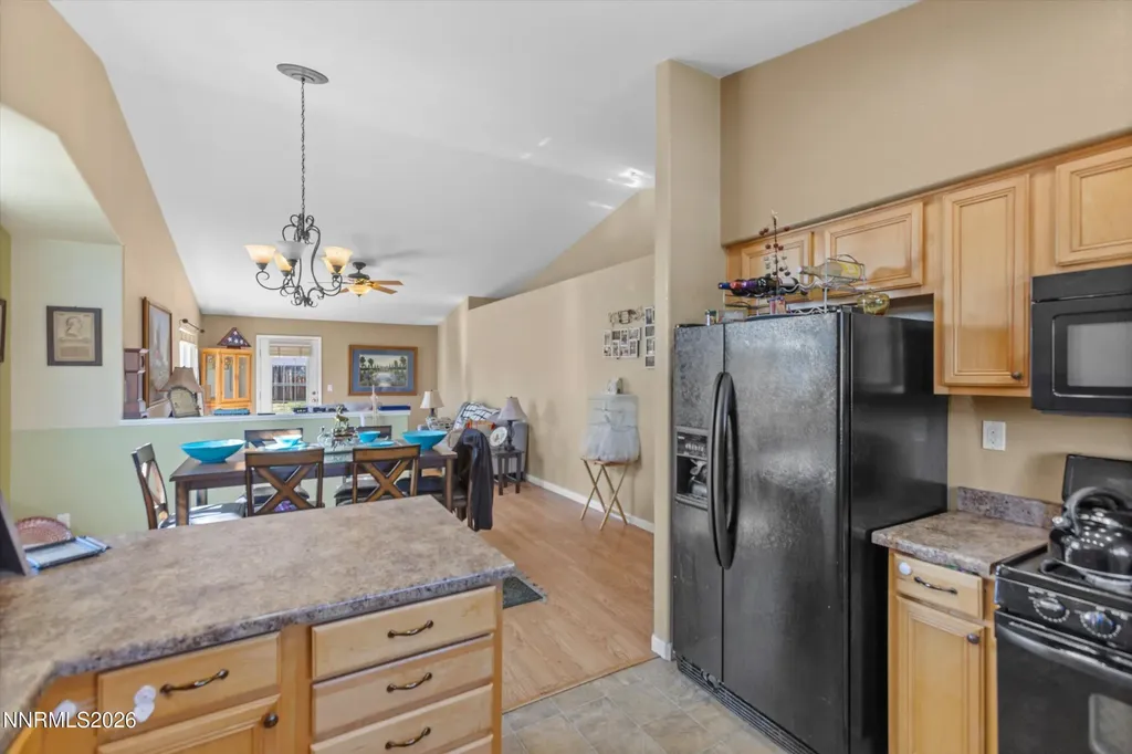 1665 Talking Sparrow Spanish Springs NV 89441
