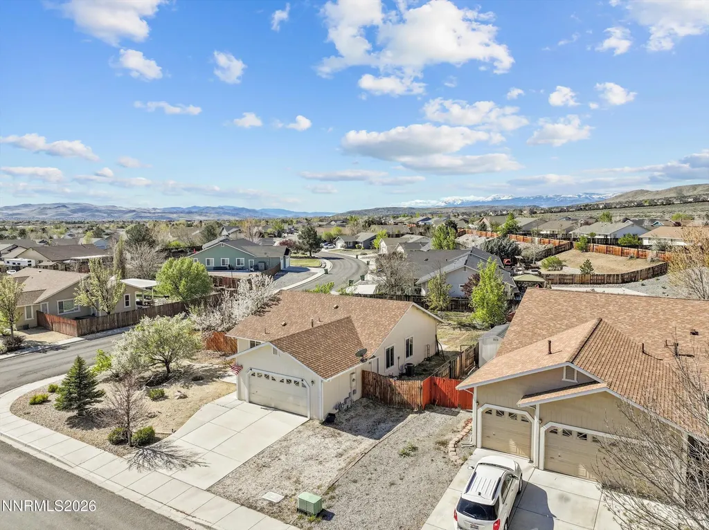 1665 Talking Sparrow Spanish Springs NV 89441