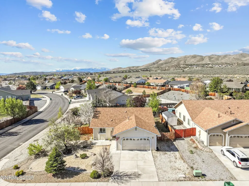1665 Talking Sparrow Spanish Springs NV 89441