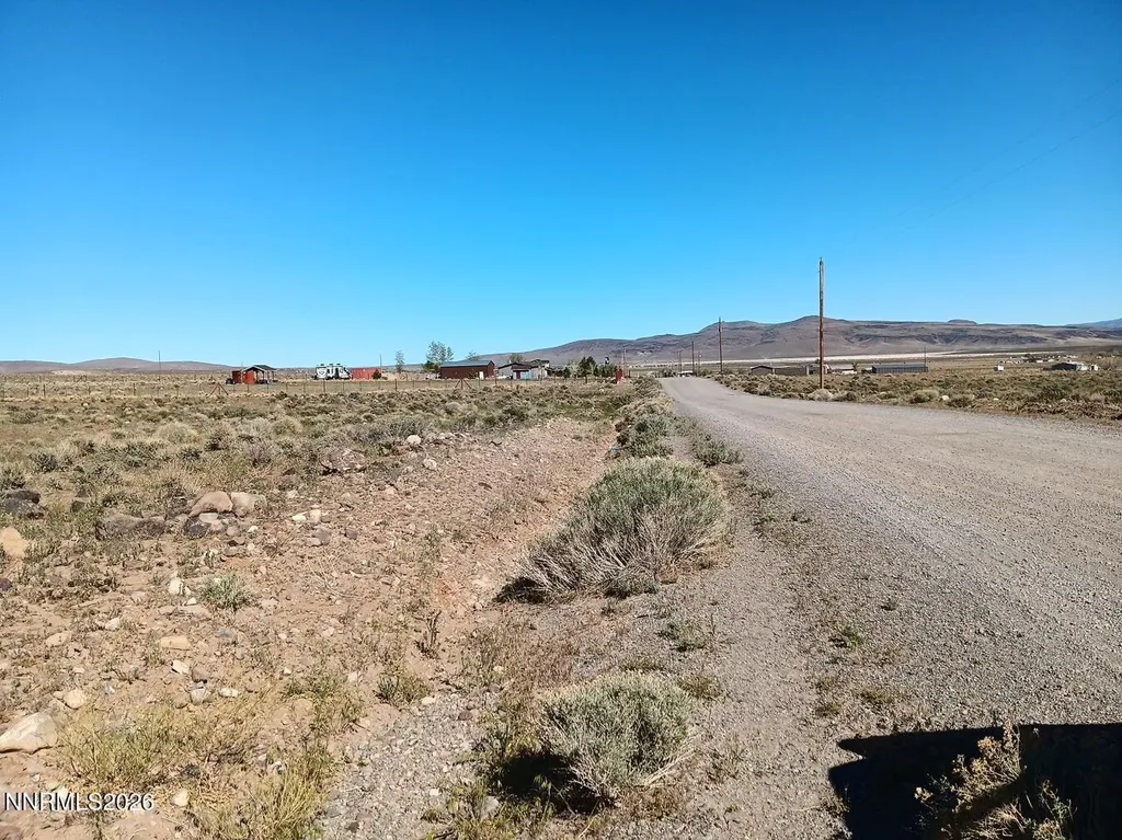 12460 Seneca Stagecoach NV 89429