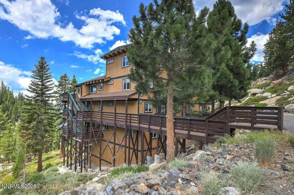 769 Bowl Stateline NV 89449