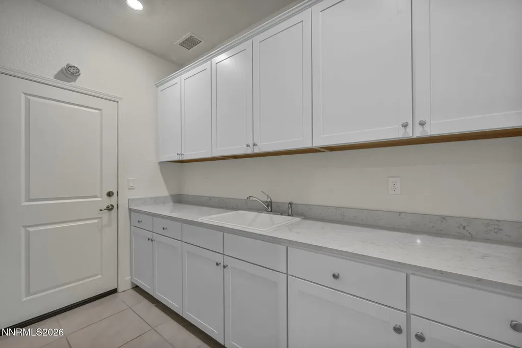 1234 Bravestone Carson City NV 89703