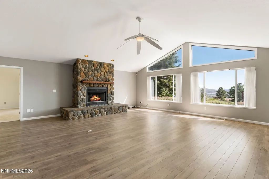 16 Woodstock Carson City NV 89703