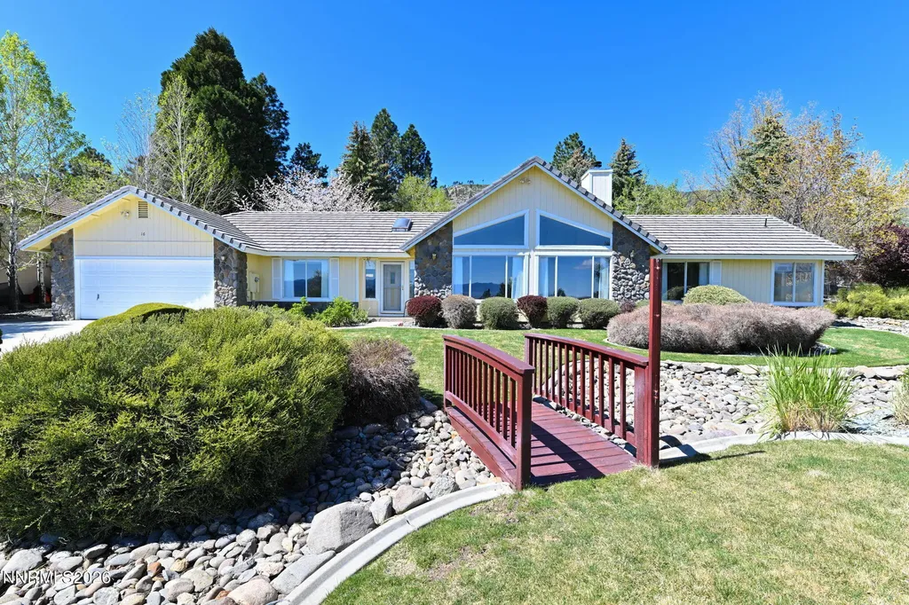 16 Woodstock Carson City NV 89703