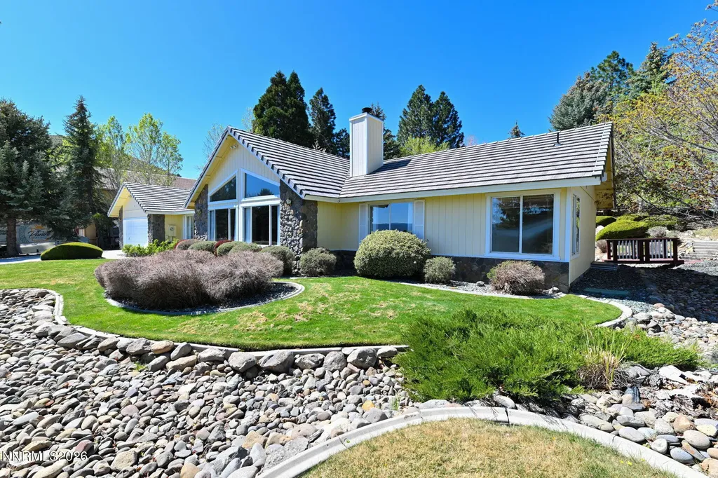 16 Woodstock Carson City NV 89703