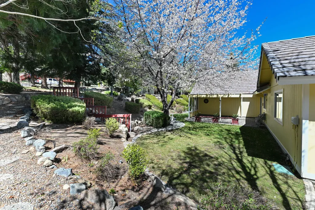 16 Woodstock Carson City NV 89703