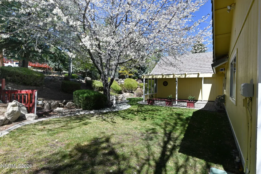 16 Woodstock Carson City NV 89703