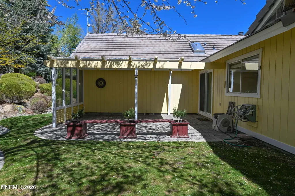 16 Woodstock Carson City NV 89703