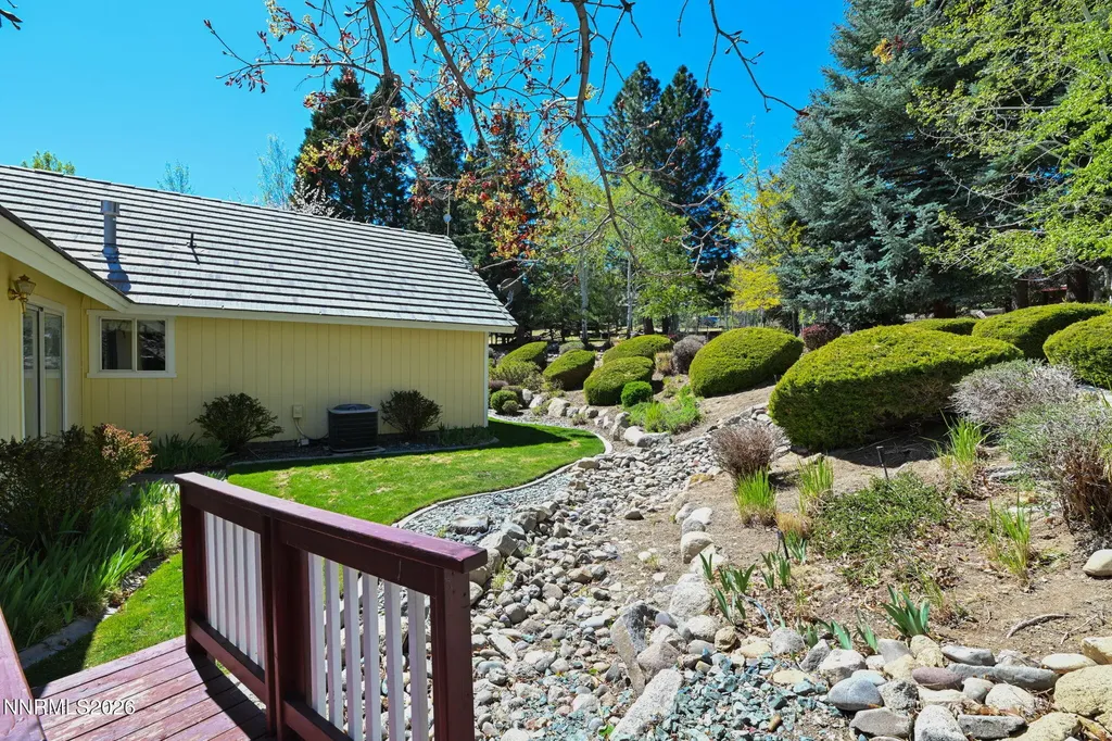 16 Woodstock Carson City NV 89703