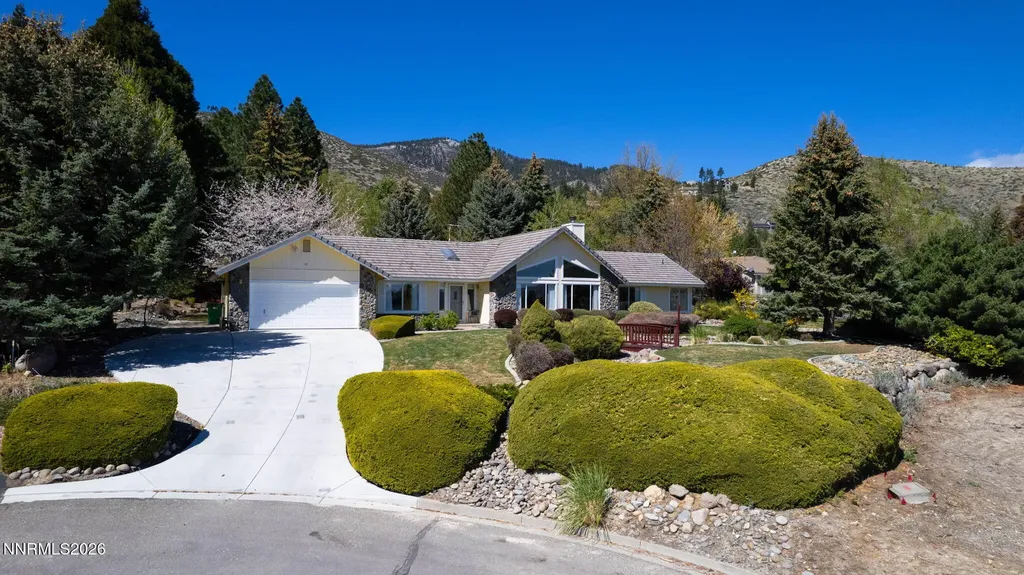 16 Woodstock Carson City NV 89703