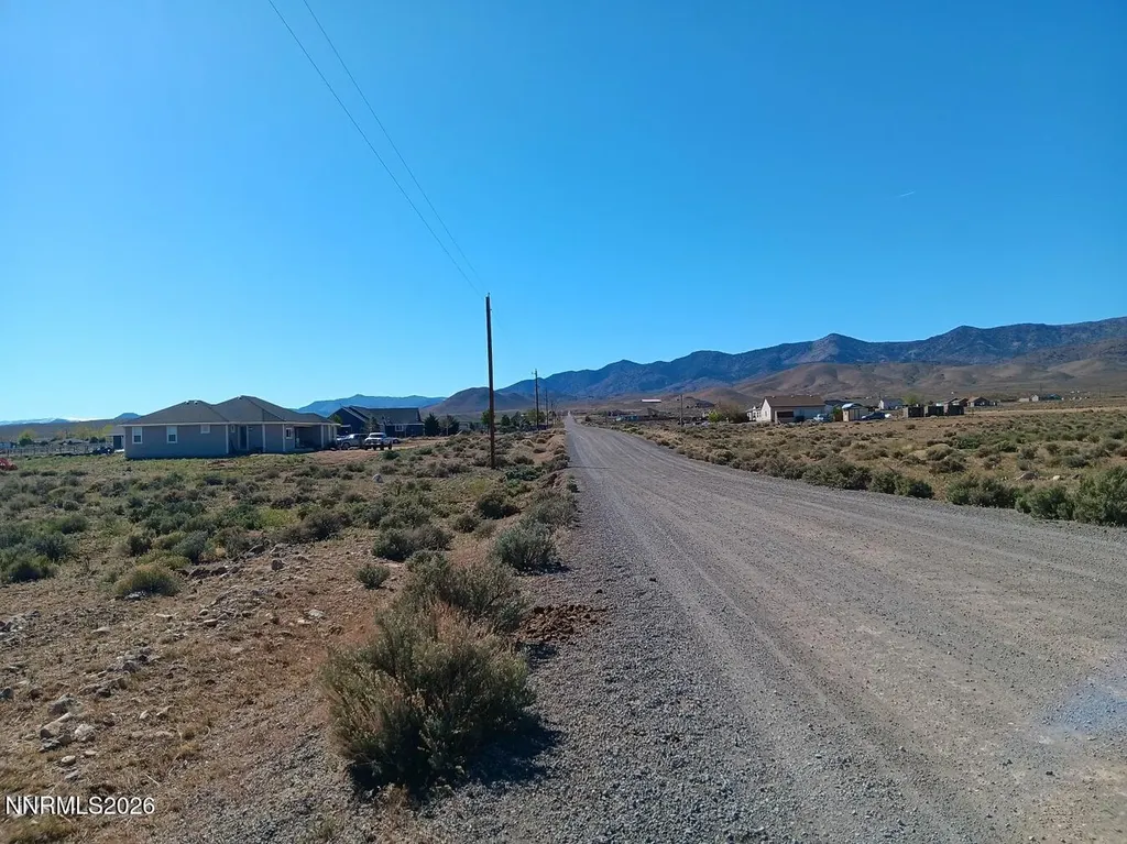 12405 Seneca Stagecoach NV 89429