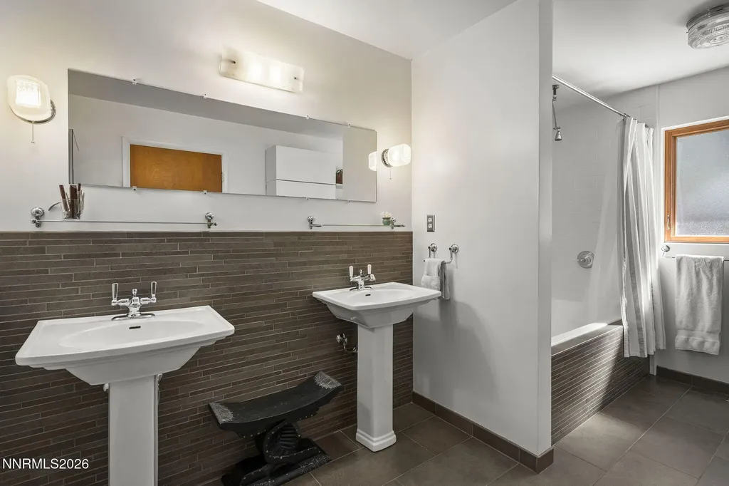 1180 Sharon Reno NV 89509