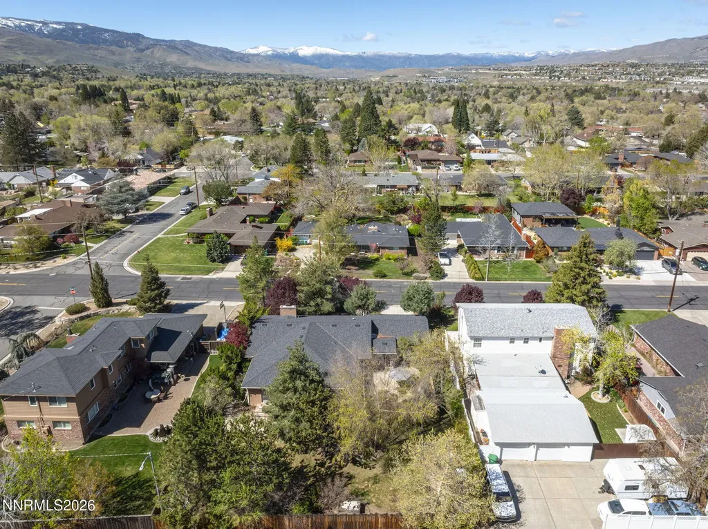 1180 Sharon Reno NV 89509