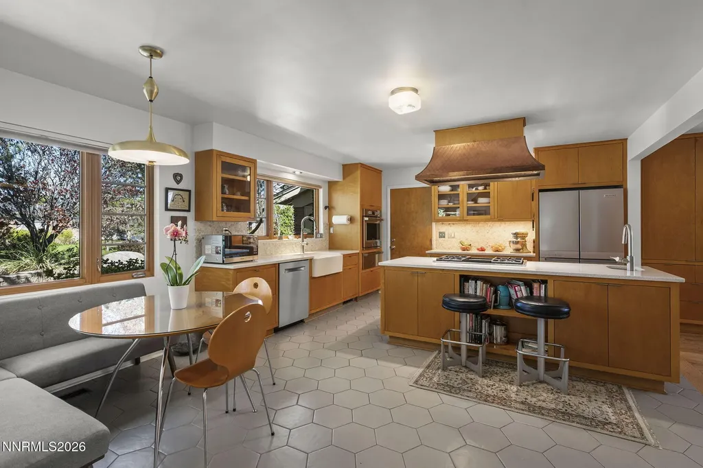 1180 Sharon Reno NV 89509