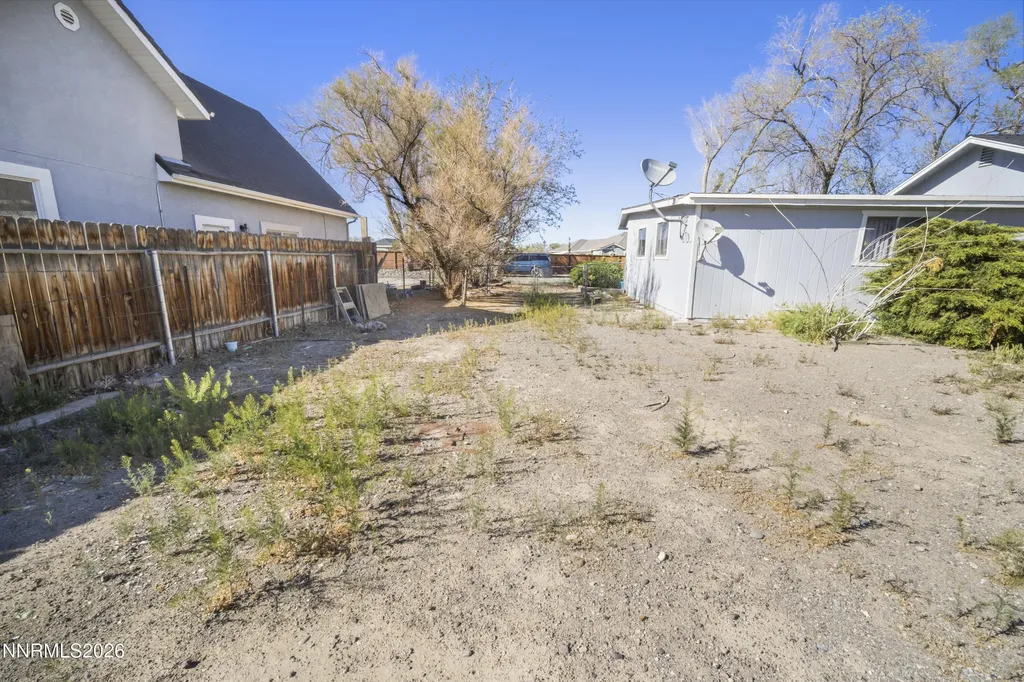 940 Curtis Fernley NV 89408