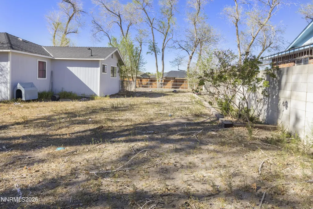 940 Curtis Fernley NV 89408