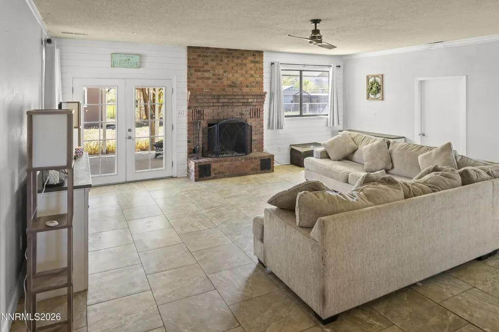 940 Curtis Fernley NV 89408