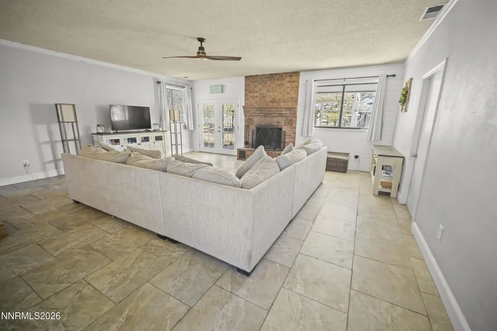 940 Curtis Fernley NV 89408