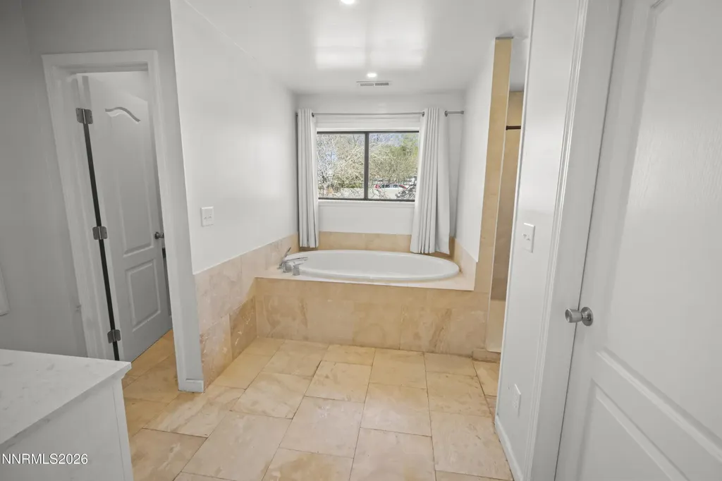 940 Curtis Fernley NV 89408