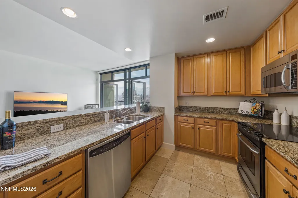 50 Sierra Reno NV 89501