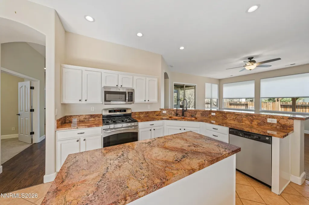 435 La Costa Dayton NV 89403