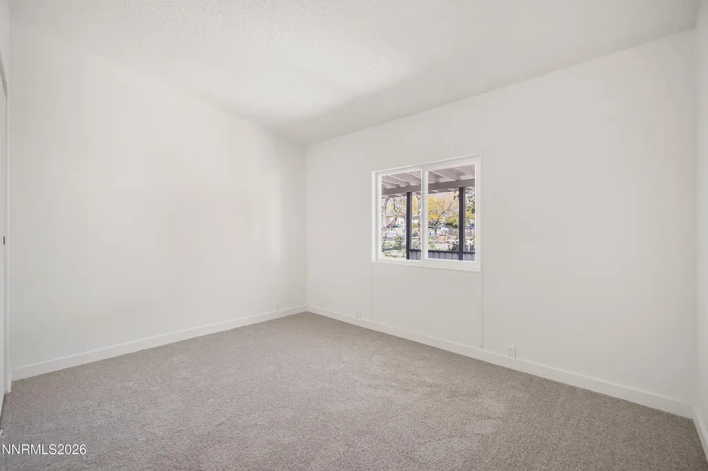 202 Garnet Moundhouse NV 89706