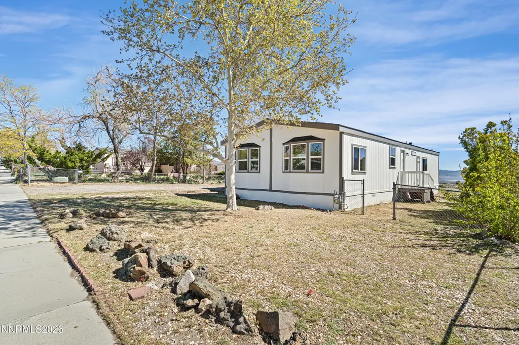 202 Garnet Moundhouse NV 89706