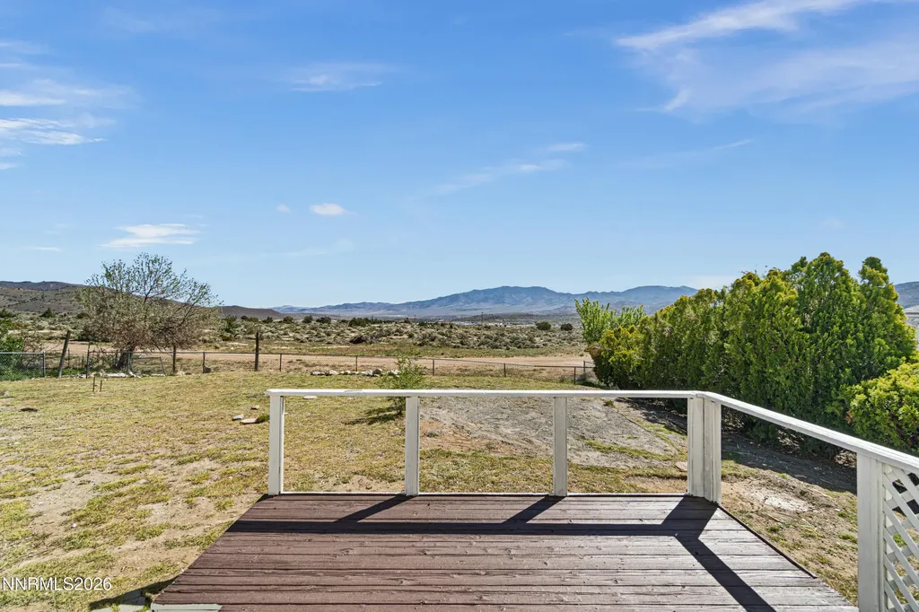 202 Garnet Moundhouse NV 89706