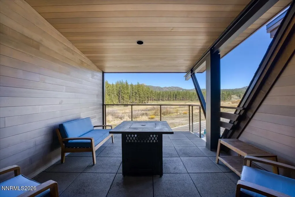 17 Beach Club Stateline NV 89449