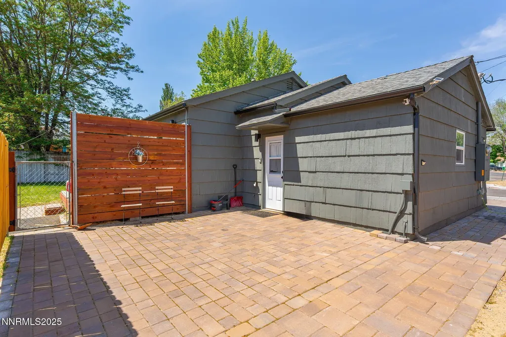 99 Bartlett Reno NV 89512