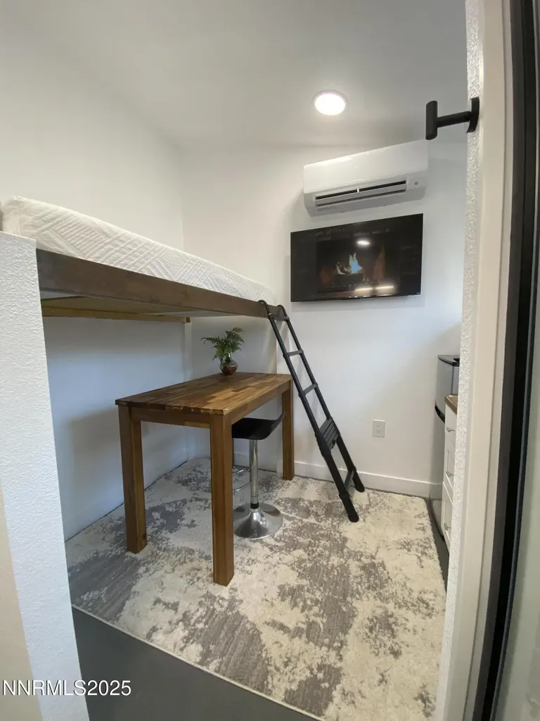 99 Bartlett Reno NV 89512