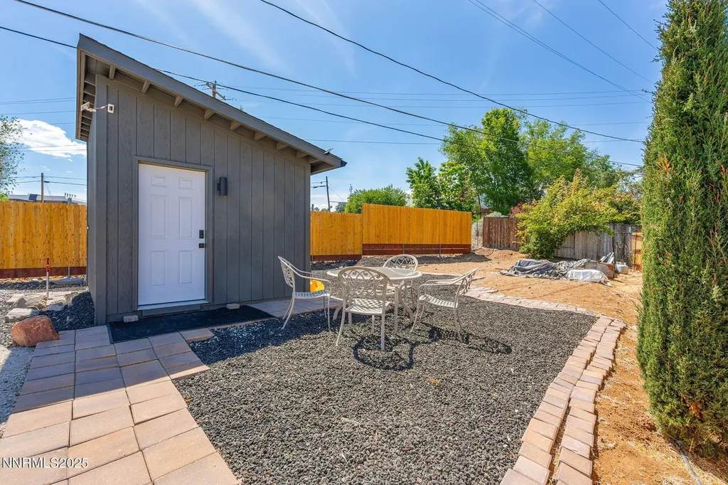 99 Bartlett Reno NV 89512