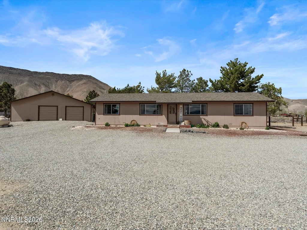 21 Van Fleet Yerington NV 89447