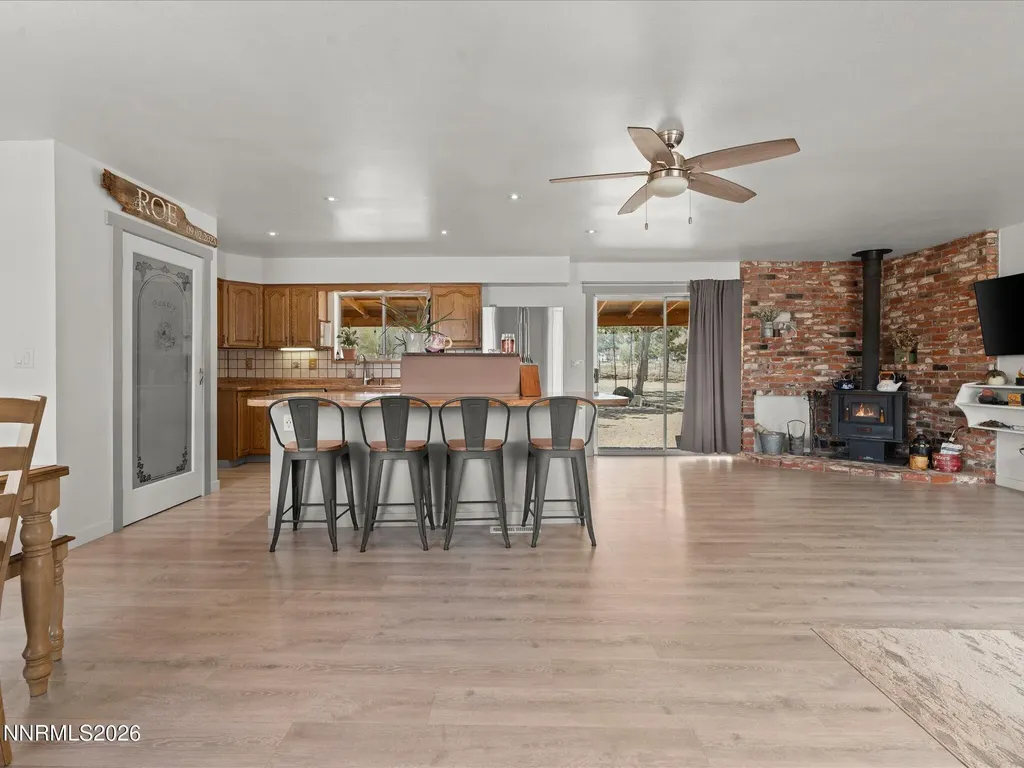 21 Van Fleet Yerington NV 89447