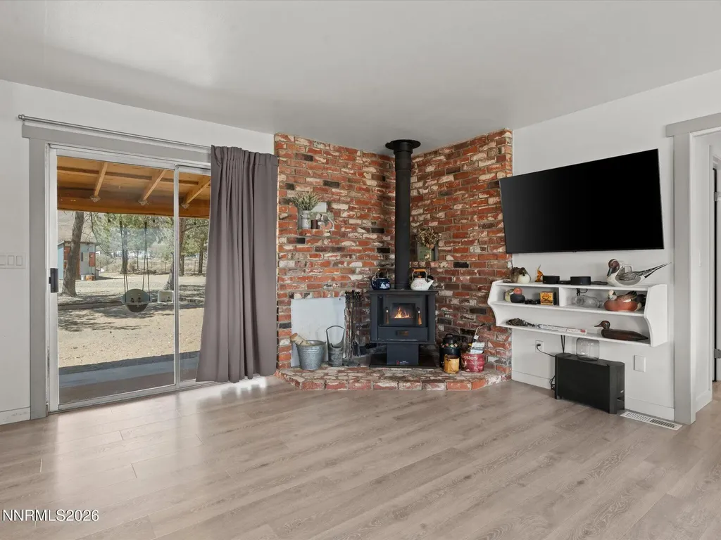 21 Van Fleet Yerington NV 89447