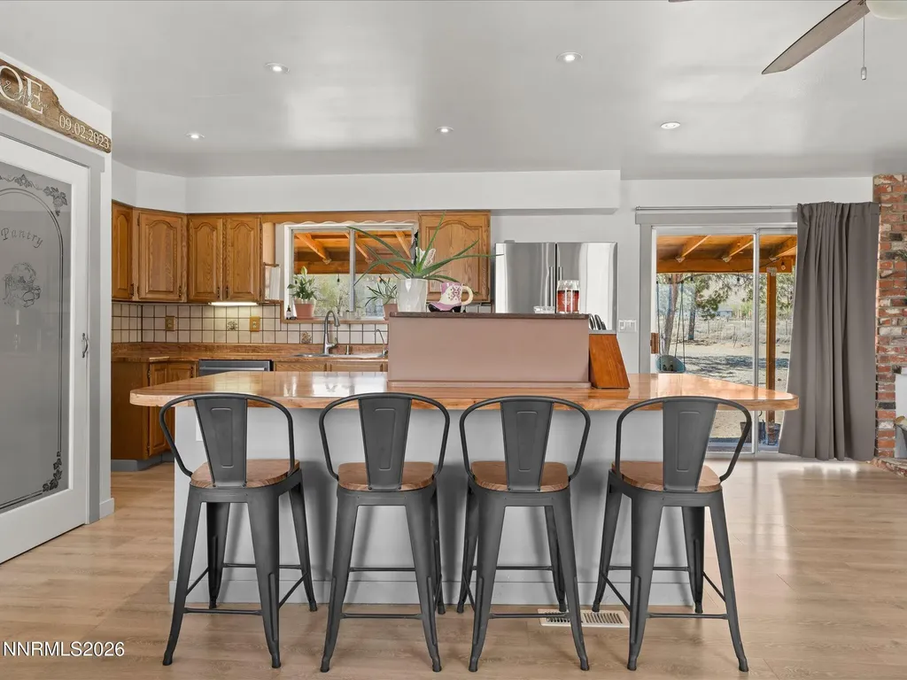 21 Van Fleet Yerington NV 89447