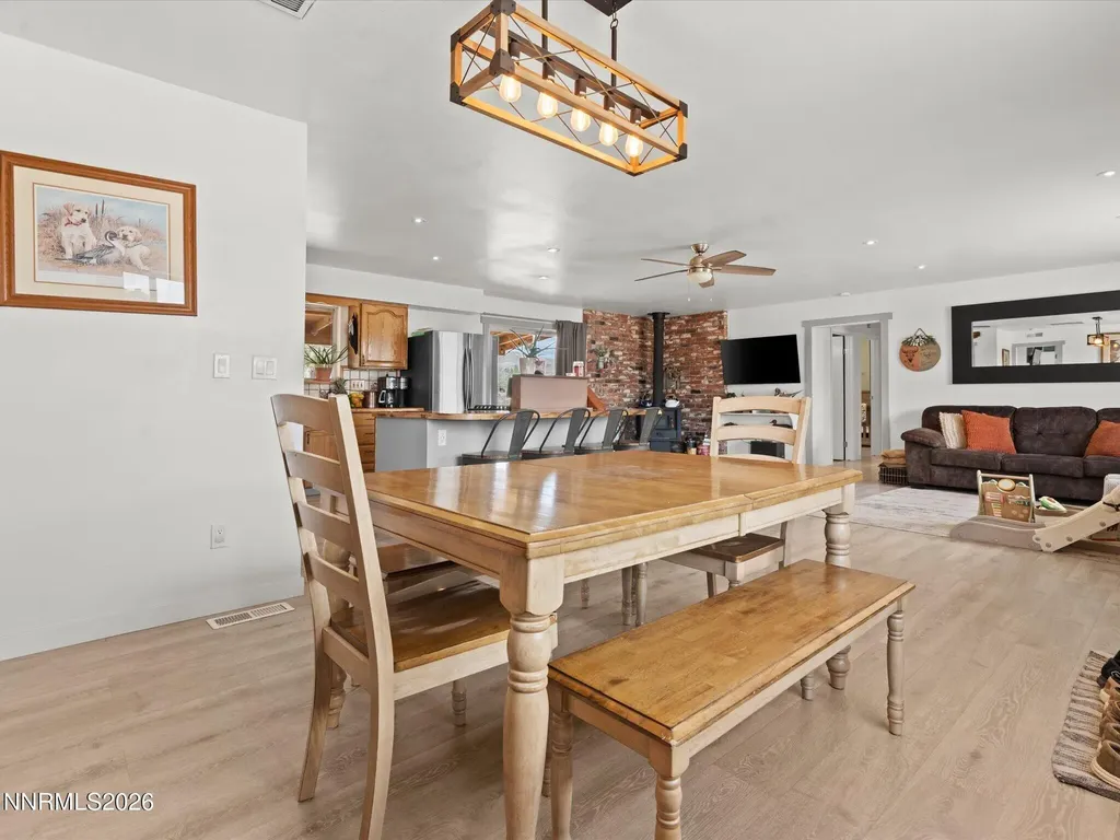 21 Van Fleet Yerington NV 89447