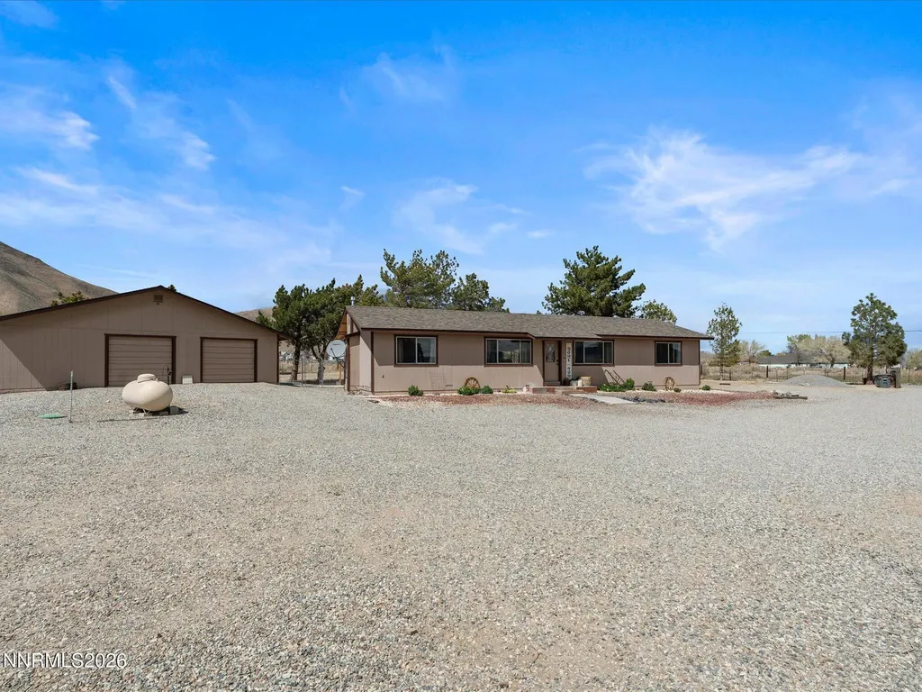 21 Van Fleet Yerington NV 89447