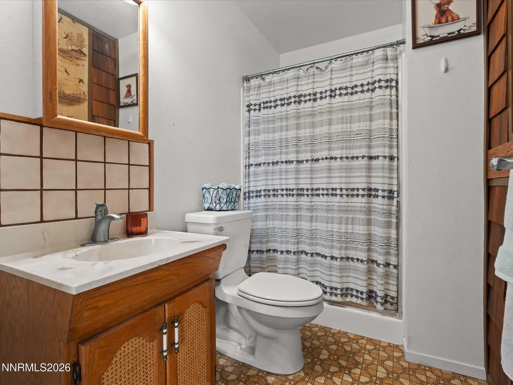 21 Van Fleet Yerington NV 89447