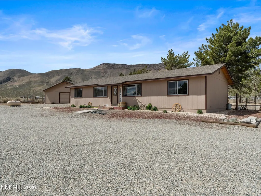 21 Van Fleet Yerington NV 89447