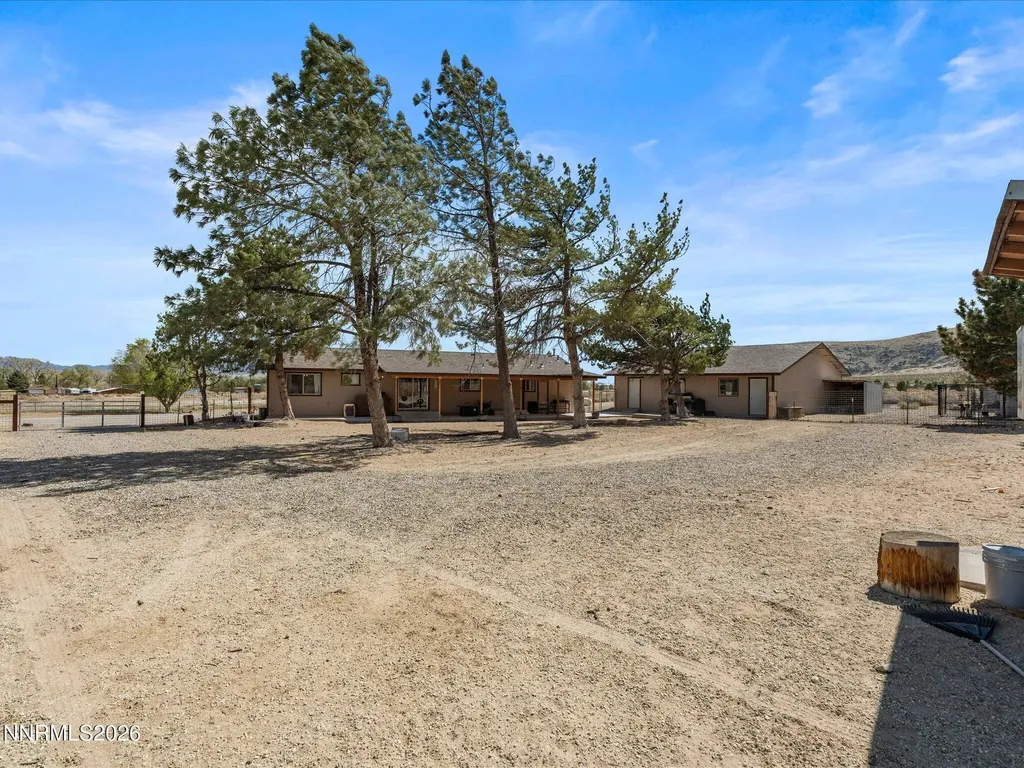 21 Van Fleet Yerington NV 89447